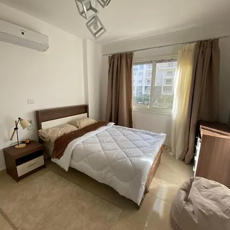 Madinaty Well-Furnished 3- Bedroom Apartment - شقة فندقيه للايجار مدينتي Madinat ash Shuruq Extérieur photo